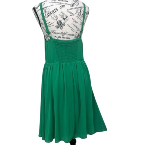 Torrid Emerald Green Chiffon Skater Dress β Plus Size 0X/12 β EUC - Picture 5 of 9